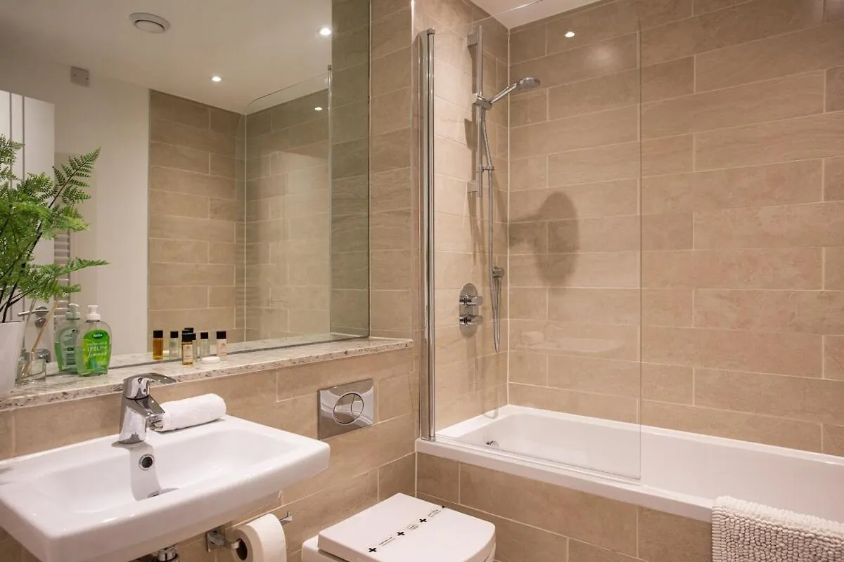 Bright & Stylish, Sleeps 6, City Centre Belfast